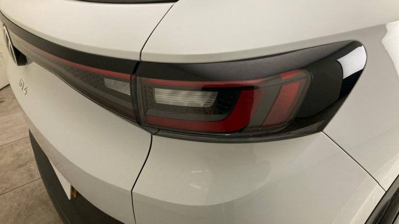 Volkswagen ID.4 109kW Life Pure 52kWh 5dr Auto Electric Estate